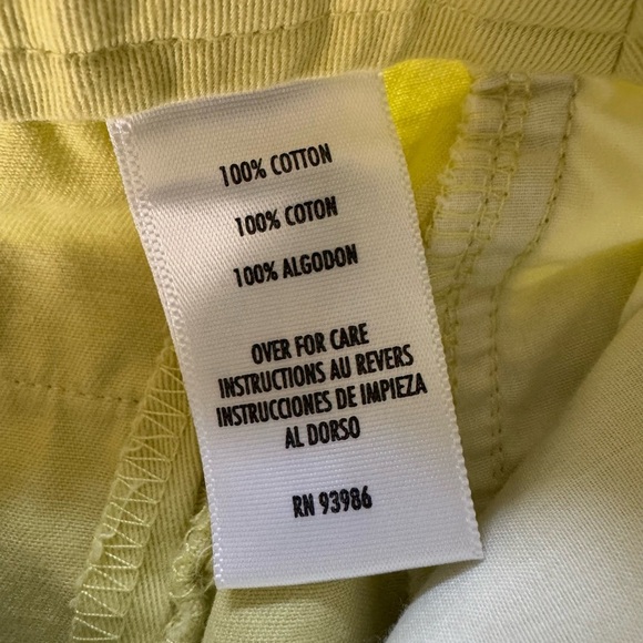 Vintage Petite Sophisticate Mid Rise Shorts - Picture 7 of 7